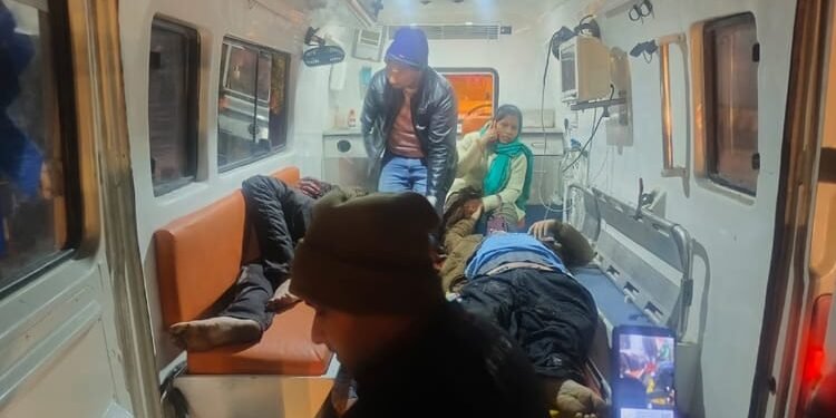 UP: यमुना एक्सप्रेसवे पर बड़ा हादसा, कंटेनर ने 15 लोगों को कुचला, हादसे में छह की मौत; कई घायल