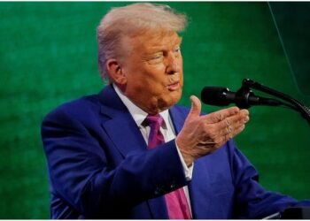 US: 'पराग्वे के राष्ट्रपति युवा व आकर्षक, लेकिन मुझे महिलाएं पसंद', शांति बोर्ड की बैठक में ट्रंप का अजीब बयान