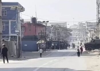 मणिपुर में बंद से जनजीवन प्रभावित, चुराचांदपुर में सड़कों पर उतरे प्रदर्शनकारी, चप्पे-चप्पे पर फोर्स तैनात