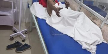 युवती ने काटा युवक का निजी अंग: अमीना खातून के घर गया था विसरजीत, सोते वक्त किया हमला; पीड़ित खुद गया अस्पताल