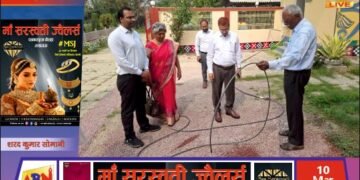 जल संकट से निपटने में जल संचयन इकाइयाँ बनेंगी वरदान: सोनभद्र डीएम ने मुसही गांव में मॉडल इकाई का किया निरीक्षण