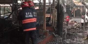 Delhi Fire: दिल्ली के नेचर बाजार में आग लगी, दमकलकर्मियों ने पाया काबू; 40 दुकानें जलकर हुई खाक