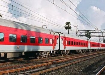 Exam Special Train: UP पुलिस की एसआई परीक्षा के लिए आज और कल चलेंगी एग्जाम स्पेशल ट्रेनें, यहां देखें कहां से