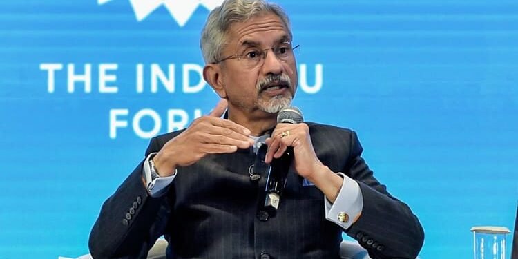 Jaishankar: 'कोई देश खुद को नहीं कह सकता सर्वोच्च ताकत', वैश्विक तनाव के बीच विदेश मंत्री जयशंकर का बयान