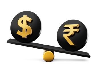 Rupee All-Time Low: डॉलर के मुकाबले रुपया रिकॉर्ड निचले स्तर पर, 69 पैसे टूटकर 92.18 पर पहुंचा