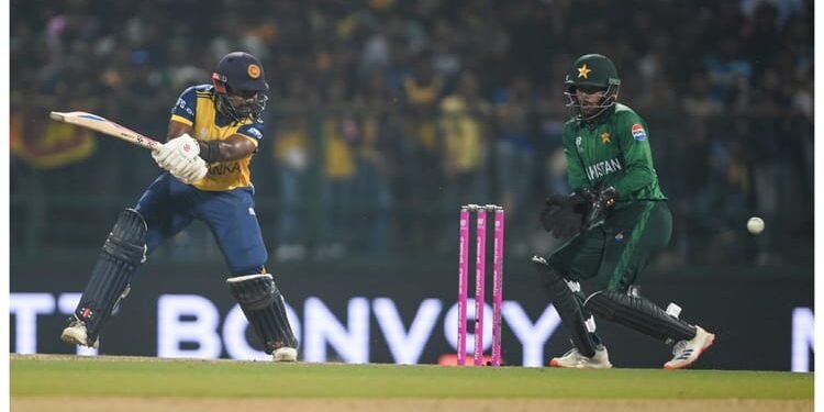 जीतकर भी हारा पाकिस्तान: रत्नायके-शनाका का तूफान और सलमान की टीम का काम तमाम, सेमीफाइनल के दरवाजे से लौटे