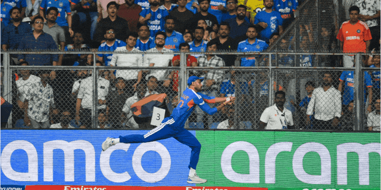 'बापू बल्लेबाजों के लिए हानिकारक': अक्षर का 24 मीटर पीछे दौड़कर लिया कैच देखा! क्यों याद आया 2024 का विश्वकप?