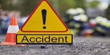 सोनभद्र में भीषण सड़क हादसा: बाइकों की आमने-सामने टक्कर, शिक्षक सहित दो की मौत और एक गंभीर, परिजनों में कोहराम