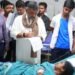 Karnataka: डिप्टी सीएम डीके शिवकुमार ने अस्पताल पहुंचकर घायलों से की मुलाकात; भारी बारिश के कारण ढही थी दीवार
