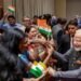 पीएम का ताशकंद दौरा LIVE: उज्बेकिस्तान में भारतवंशियों के बीच प्रधानमंत्री, बिखरे तिरंगे और संस्कृति के रंग